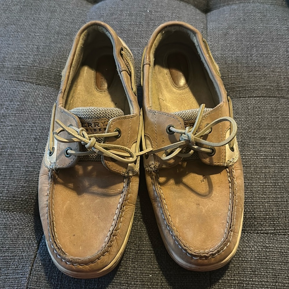 Women’s Sperry Top sider tan  sz10. Only worn. Few times, Like new.